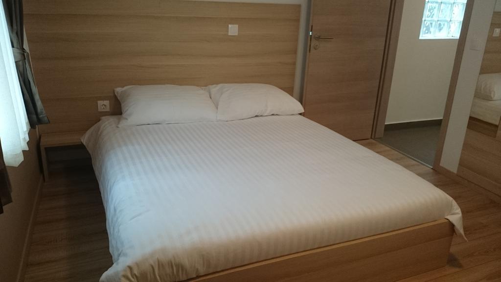 Sweet Dreams Rooms And Apartments Postojna Δωμάτιο φωτογραφία