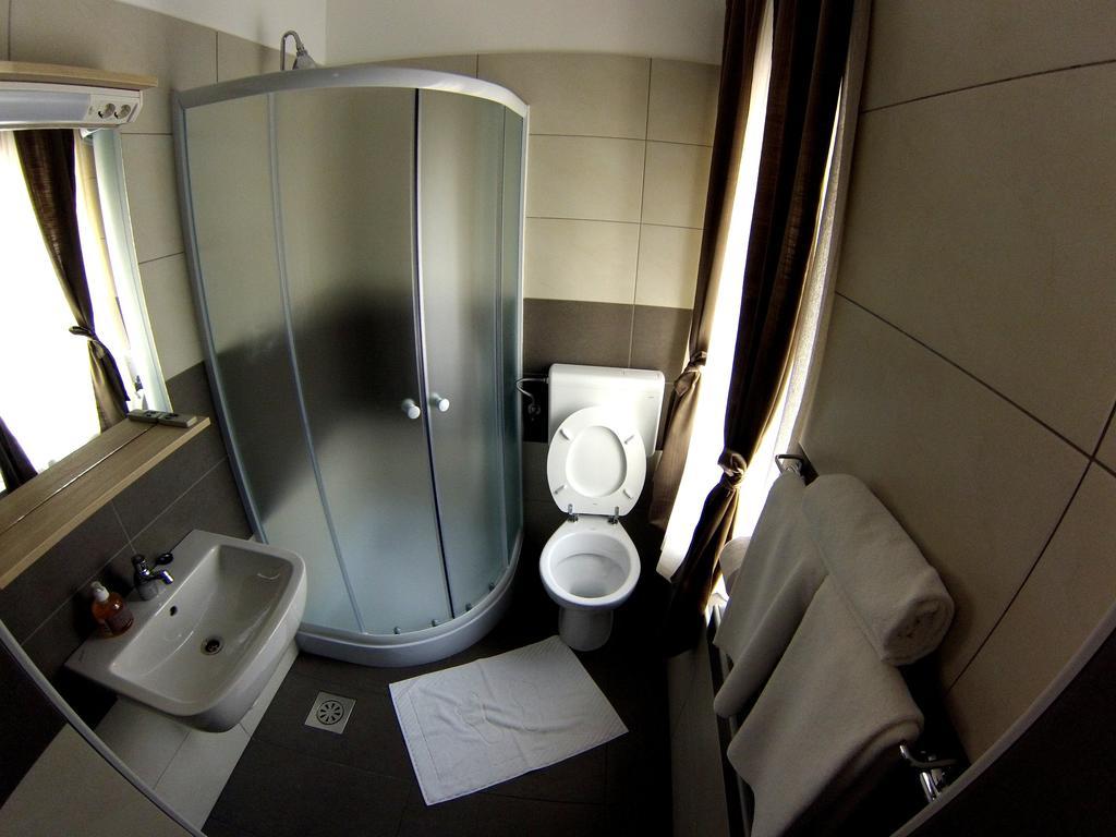 Sweet Dreams Rooms And Apartments Postojna Δωμάτιο φωτογραφία